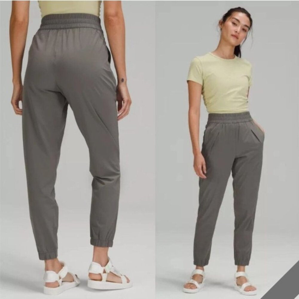 Lululemon Ease Back In Pleated High Rise Pant Asia Fit in Grey Sage Size Small